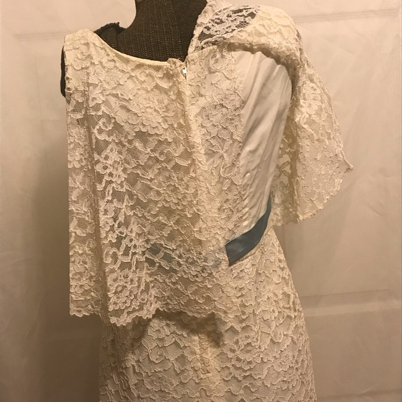 Vintage cream lace dress - Picture 6 of 8
